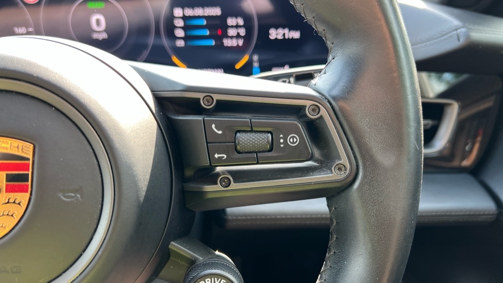 Used Porsche Taycan 2020 for sale - 76384454: Photo 22