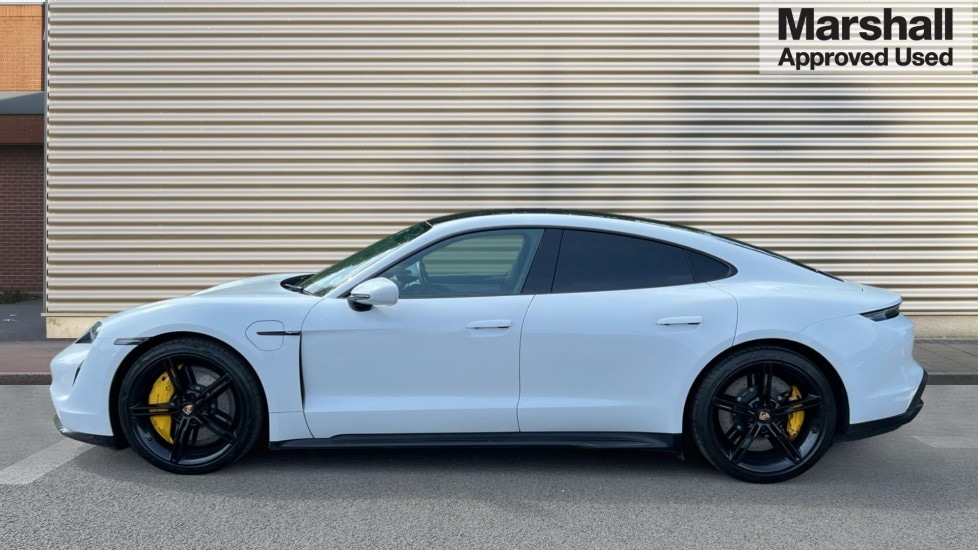 Used Porsche Taycan 2020 for sale - 76384454: Photo 6