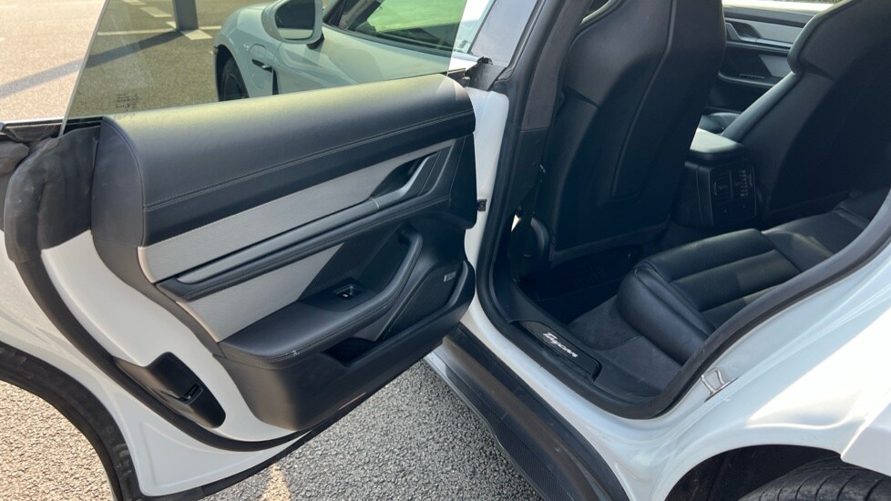 Used Porsche Taycan 2020 for sale - 76384454: Photo 66