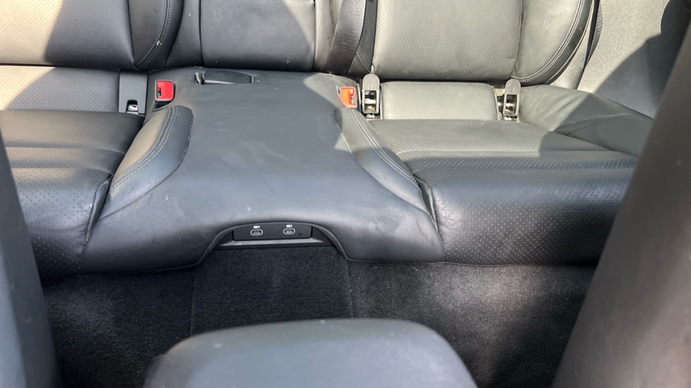 Used Porsche Taycan 2020 for sale - 76384454: Photo 70