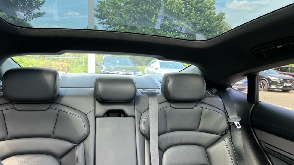 Used Porsche Taycan 2020 for sale - 76384454: Photo 76