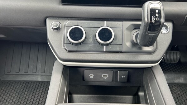 Used Land Rover Defender 2022 for sale - 75394441: Photo 42