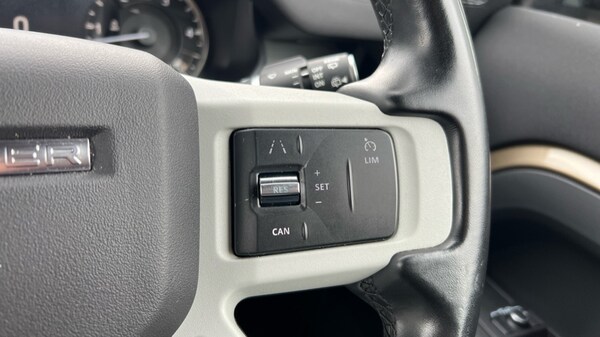 Used Land Rover Defender 2022 for sale - 75394441: Photo 45