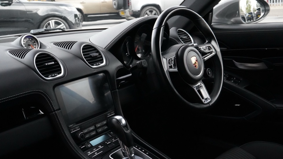 Used Porsche Cayman 2020 for sale - 75929739: Photo 12