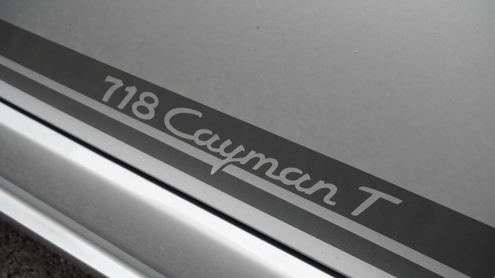 Used Porsche Cayman 2020 for sale - 75929739: Photo 22