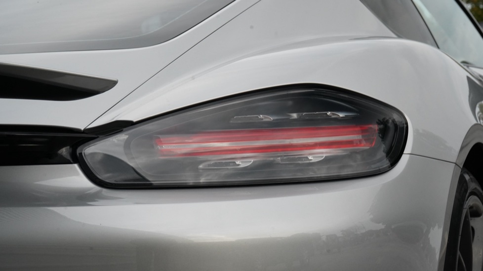 Used Porsche Cayman 2020 for sale - 75929739: Photo 31