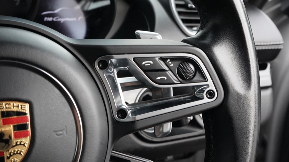 Used Porsche Cayman 2020 for sale - 75929739: Photo 33