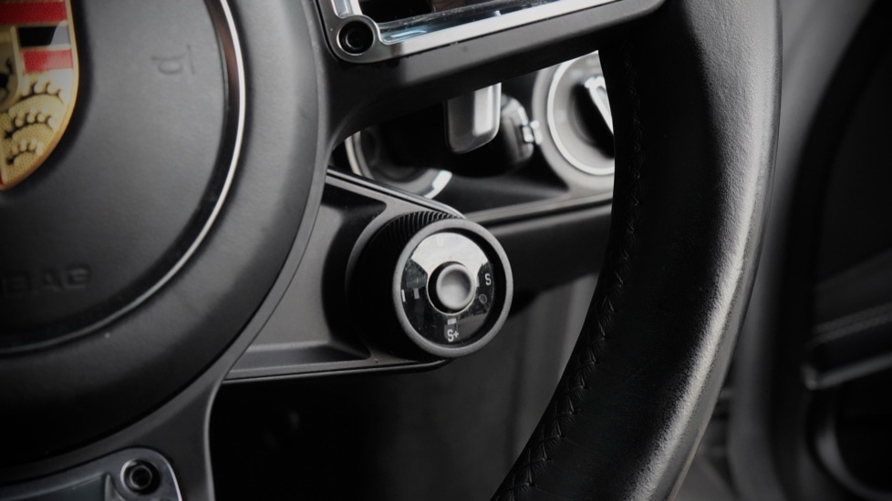 Used Porsche Cayman 2020 for sale - 75929739: Photo 35