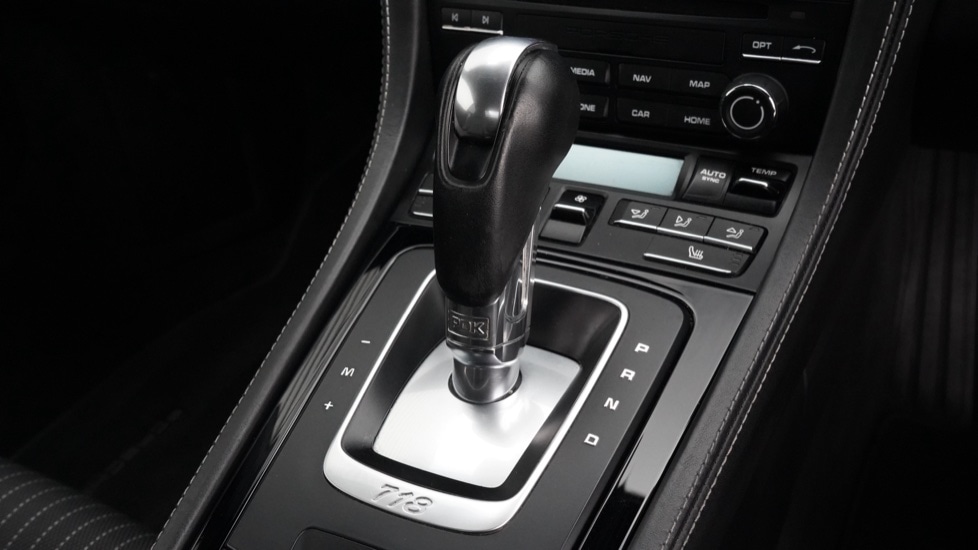 Used Porsche Cayman 2020 for sale - 75929739: Photo 46