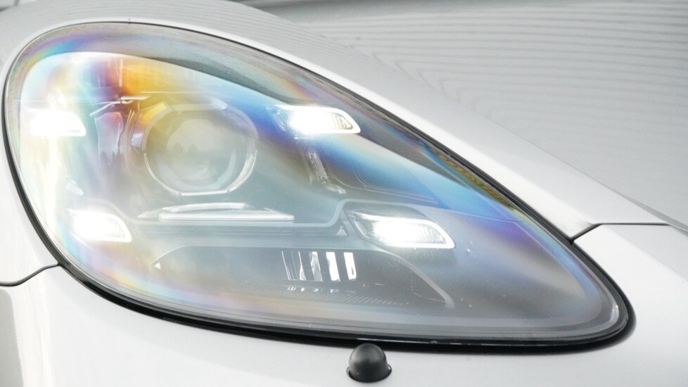 Used Porsche Cayman 2020 for sale - 75929739: Photo 54