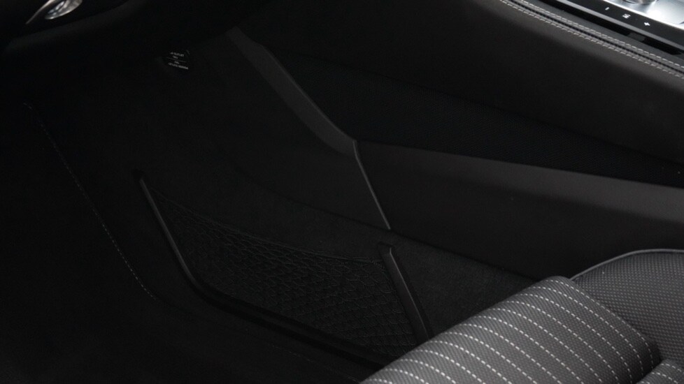 Used Porsche Cayman 2020 for sale - 75929739: Photo 55