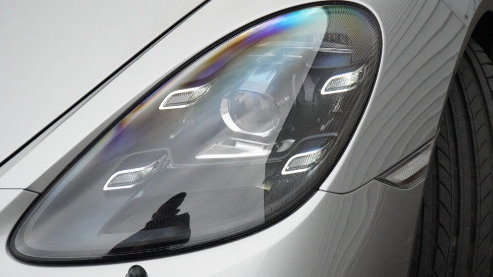 Used Porsche Cayman 2020 for sale - 75929739: Photo 60