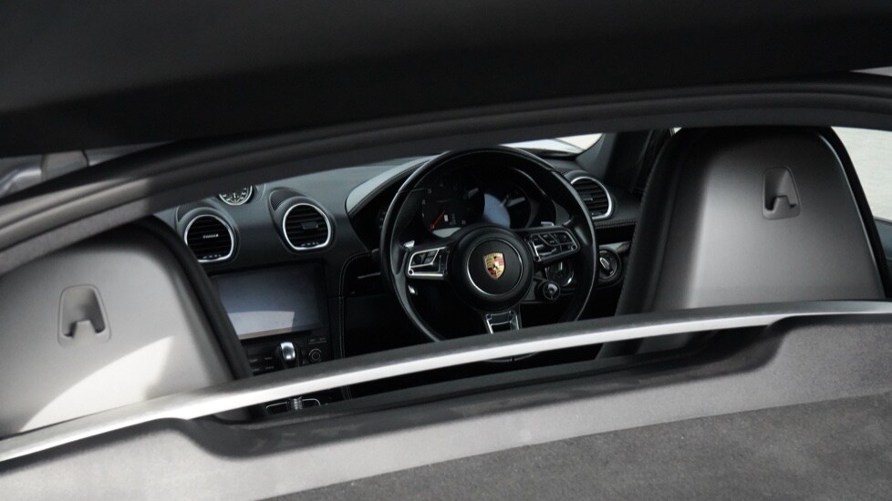 Used Porsche Cayman 2020 for sale - 75929739: Photo 61