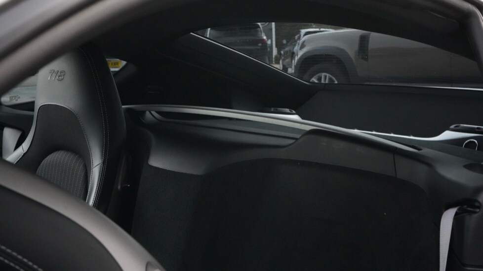 Used Porsche Cayman 2020 for sale - 75929739: Photo 75