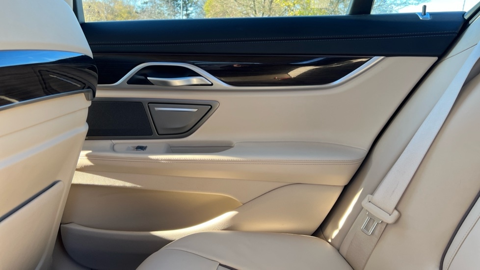 Used BMW 7 Series 2022 for sale - 76971318: Photo 27