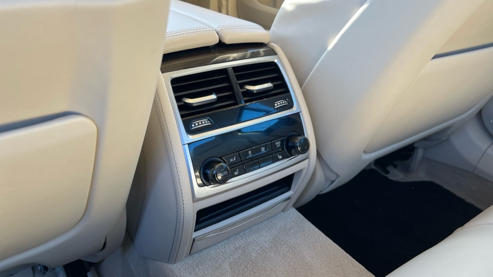 Used BMW 7 Series 2022 for sale - 76971318: Photo 28