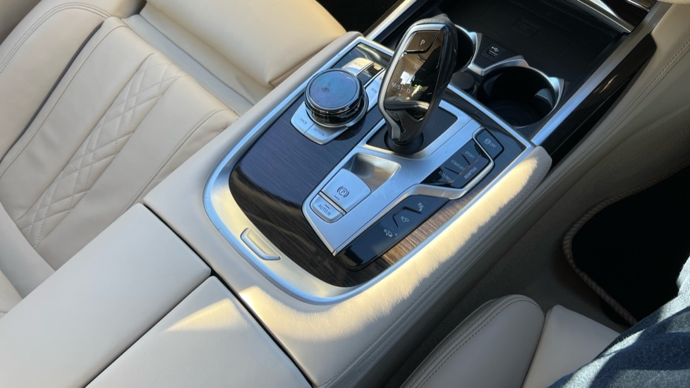 Used BMW 7 Series 2022 for sale - 76971318: Photo 39