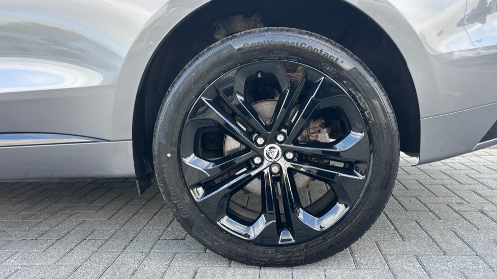 Used Jaguar F-Pace 2023 for sale - 76870631: Photo 27