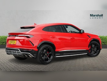 Used Lamborghini Urus 2018 for sale - 75625304: Photo