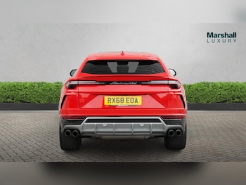 Used Lamborghini Urus 2018 for sale - 75625304: Photo