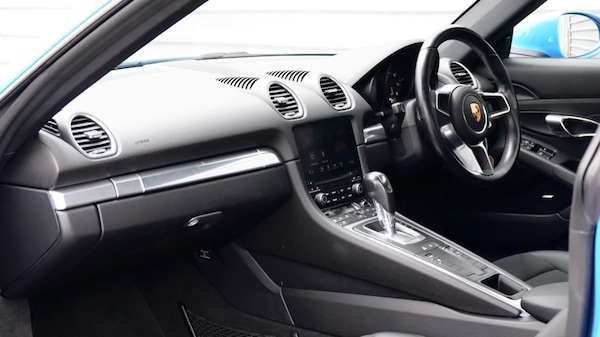 Used Porsche Cayman 2022 for sale - 75394428: Photo 11
