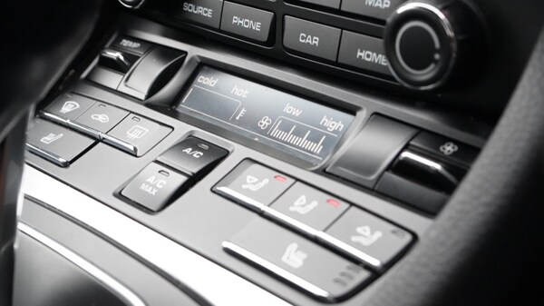 Used Porsche Cayman 2022 for sale - 75394428: Photo 31
