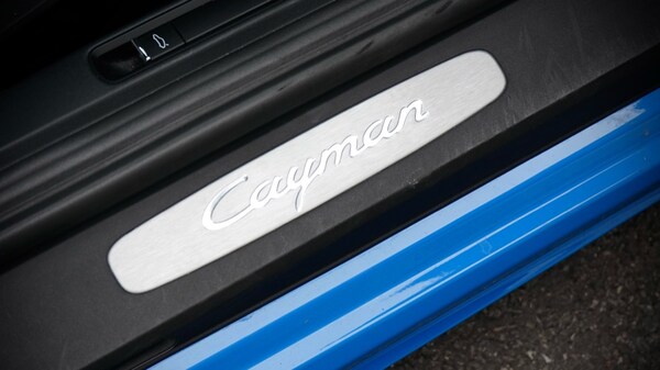 Used Porsche Cayman 2022 for sale - 75394428: Photo 43