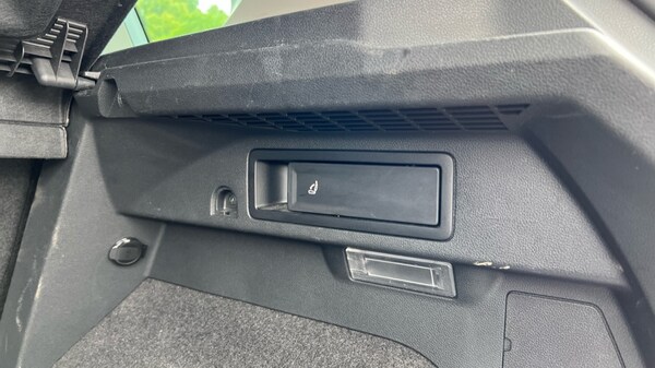 Used Volkswagen Tiguan 2022 for sale - 75394419: Photo 35