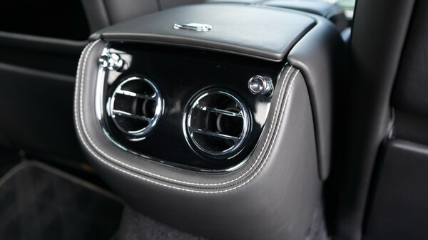 Used Bentley Mulsanne 2016 for sale - 75679238: Photo 44