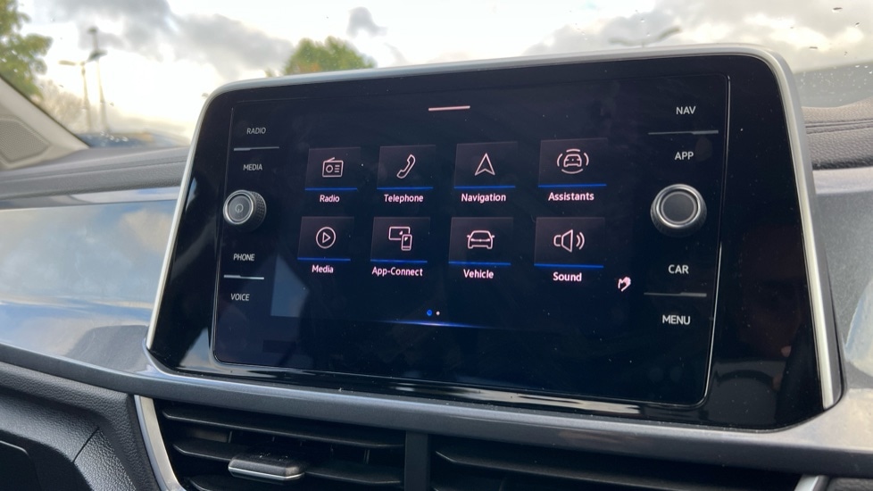 Used Volkswagen T-Roc 2023 for sale - 76868456: Photo 44