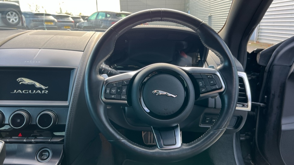 Used Jaguar F-Type 2021 for sale - 76874137: Photo 15