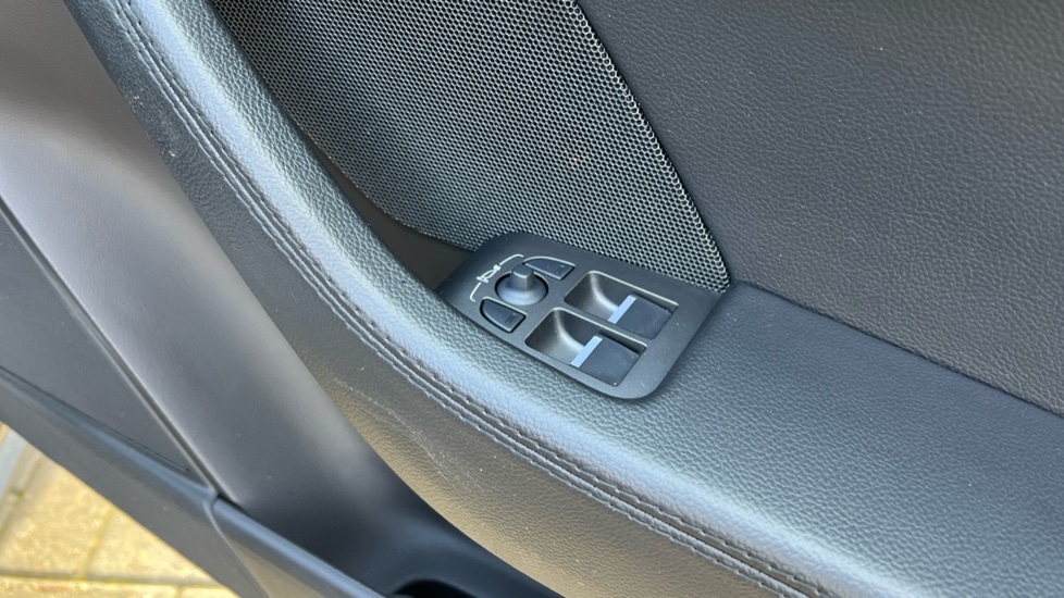 Used Jaguar F-Type 2021 for sale - 76874137: Photo 23