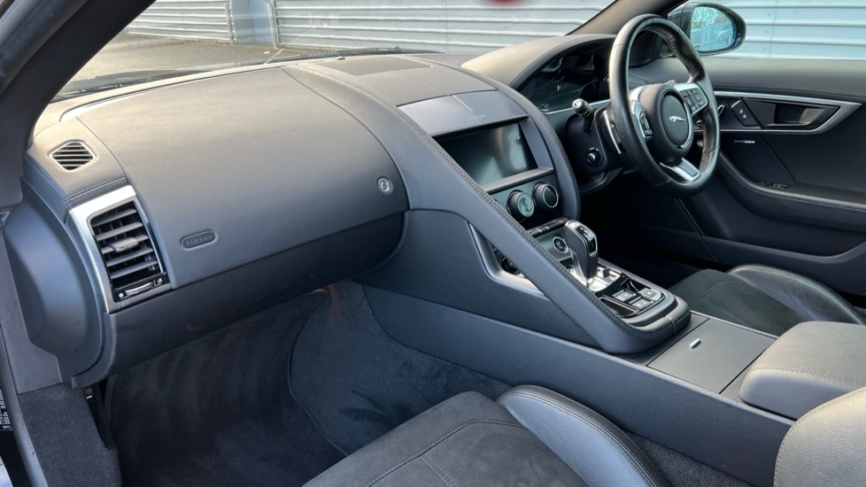 Used Jaguar F-Type 2021 for sale - 76874137: Photo 33