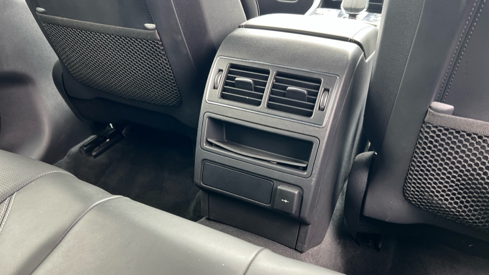 Used Jaguar F-Pace 2023 for sale - 76868447: Photo 10