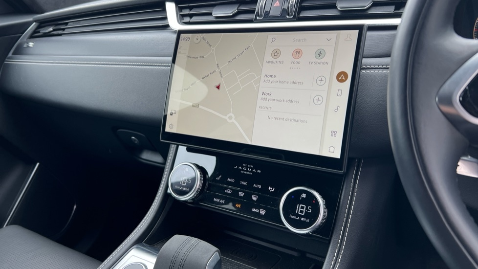 Used Jaguar F-Pace 2023 for sale - 76868447: Photo 14