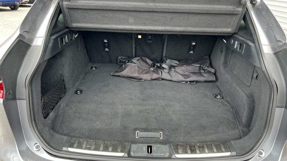 Used Jaguar F-Pace 2023 for sale - 76868447: Photo 6