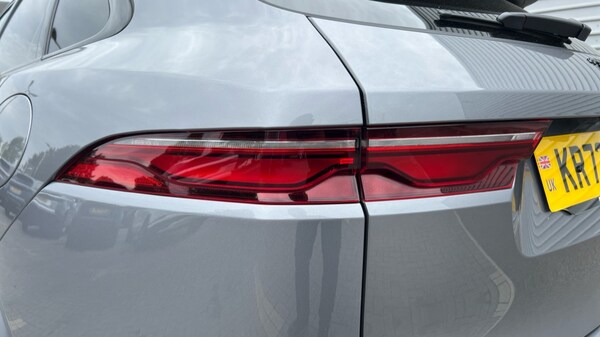 Used Jaguar F-Pace 2023 for sale - 75394438: Photo 19