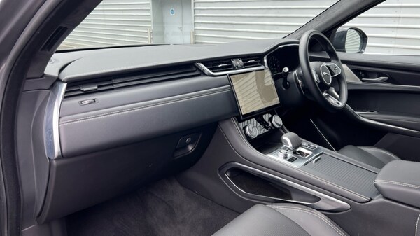 Used Jaguar F-Pace 2023 for sale - 75394438: Photo 33