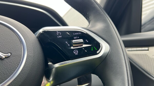 Used Jaguar F-Pace 2023 for sale - 75394438: Photo 35
