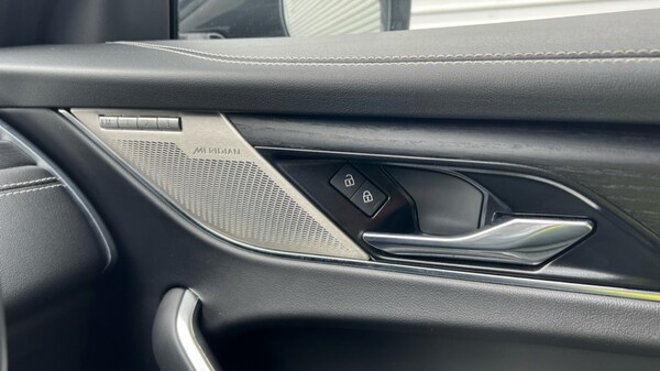 Used Jaguar F-Pace 2023 for sale - 75394438: Photo 38