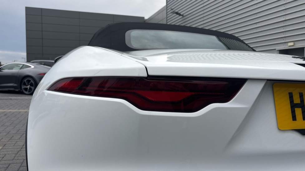 Used Jaguar F-Type 2023 for sale - 76078945: Photo 19