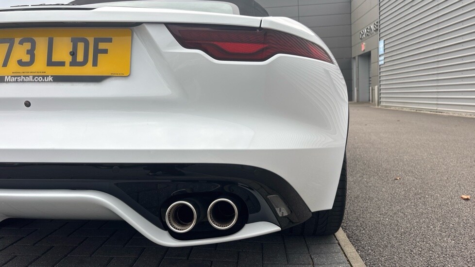 Used Jaguar F-Type 2023 for sale - 76078945: Photo 39