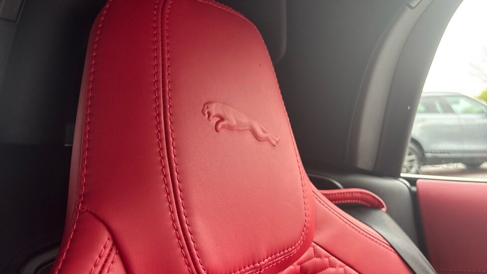 Used Jaguar F-Type 2023 for sale - 76078945: Photo 52