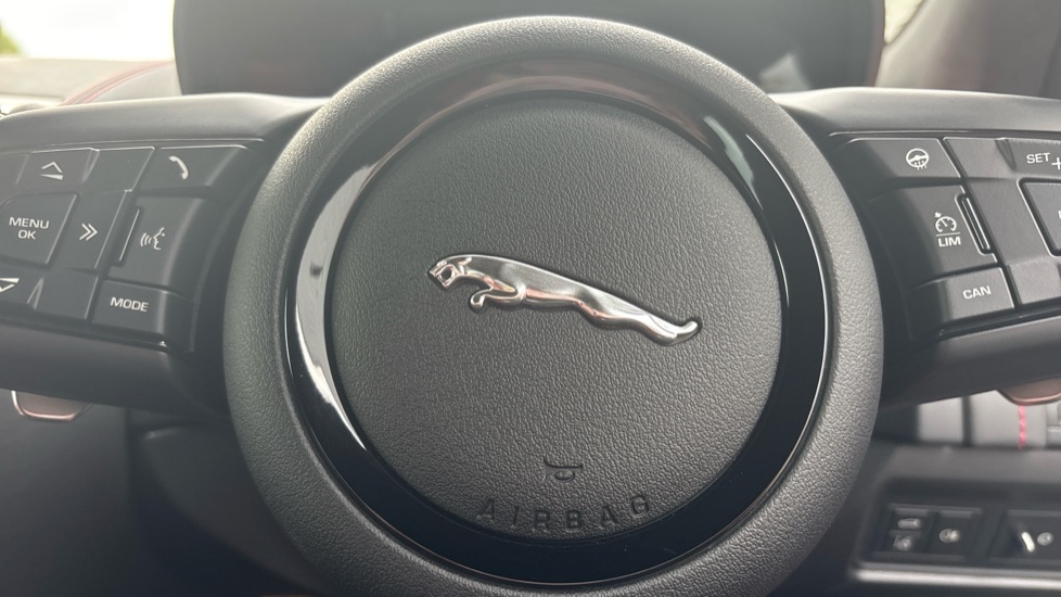 Used Jaguar F-Type 2023 for sale - 76078945: Photo 55