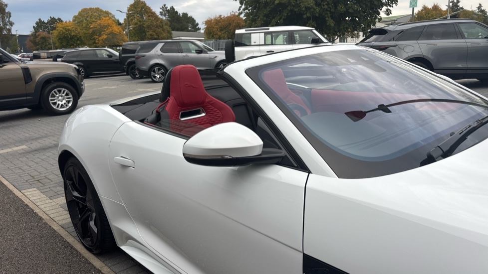 Used Jaguar F-Type 2023 for sale - 76078945: Photo 66