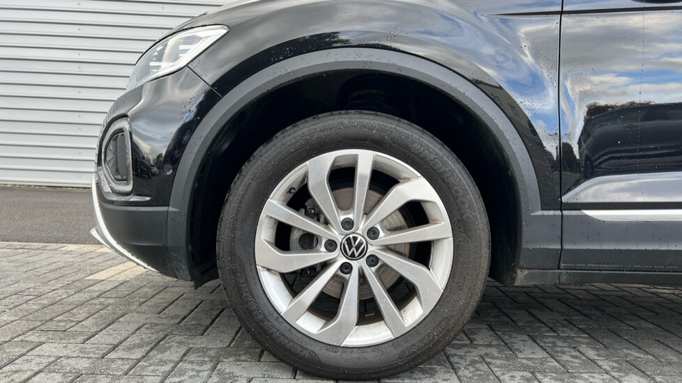 Used Volkswagen T-Roc 2023 for sale - 75394436: Photo 17