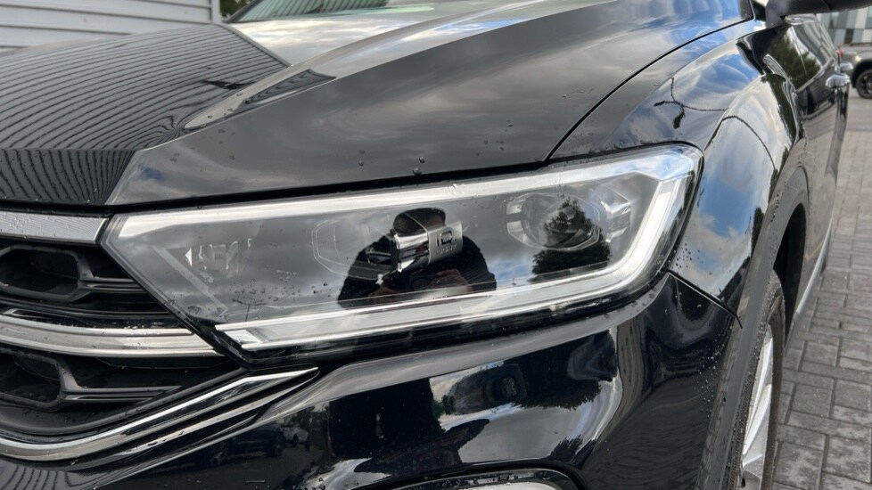 Used Volkswagen T-Roc 2023 for sale - 75394436: Photo 25