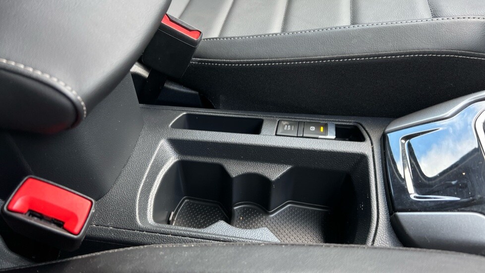 Used Volkswagen T-Roc 2023 for sale - 75394436: Photo 51