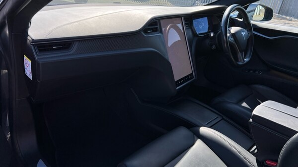 Used Tesla Model S 2019 for sale - 75394444: Photo 10