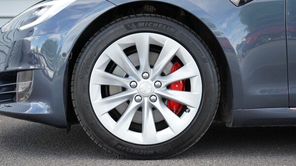 Used Tesla Model S 2019 for sale - 75394444: Photo 17